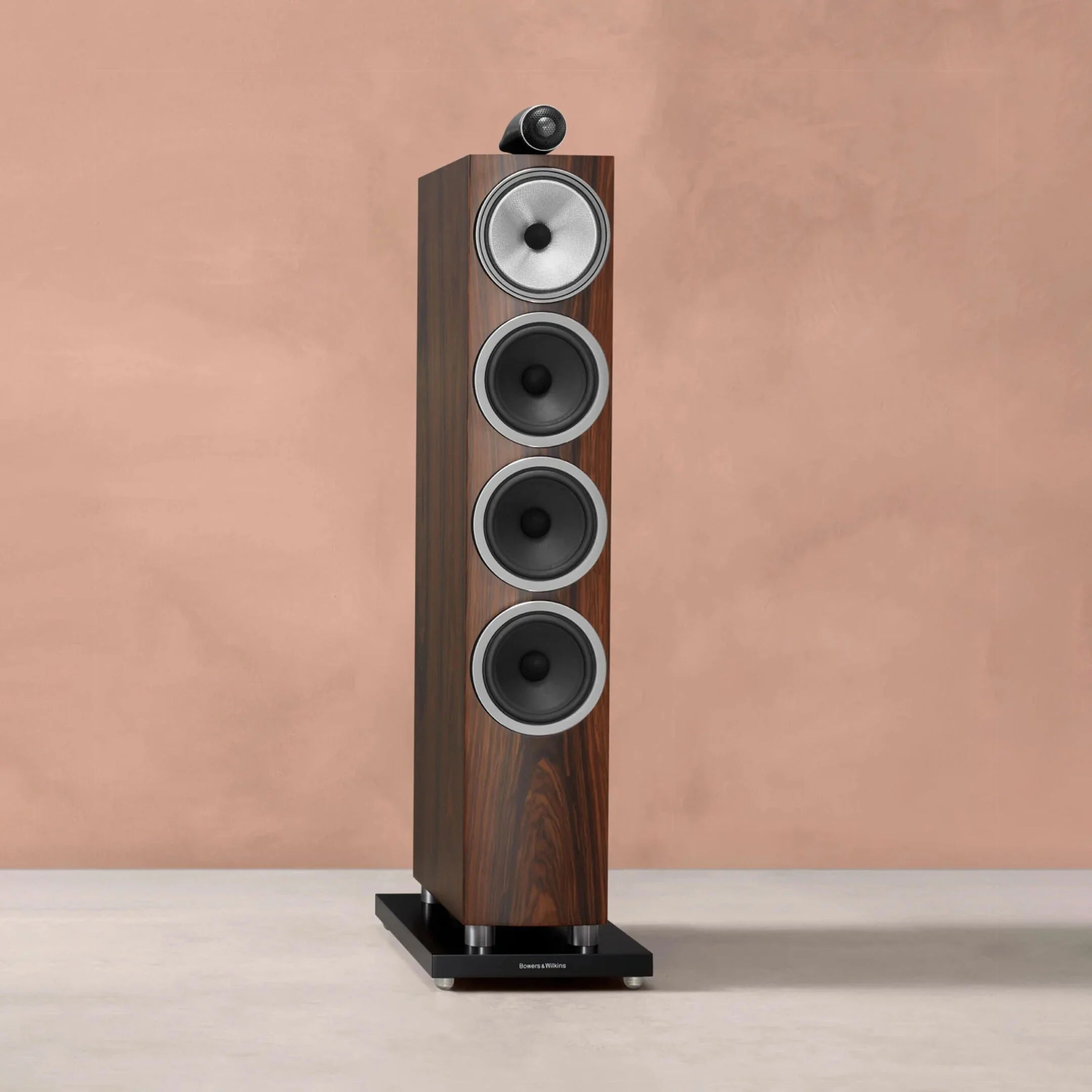 Bowers &amp; Wilkins 702 S3
