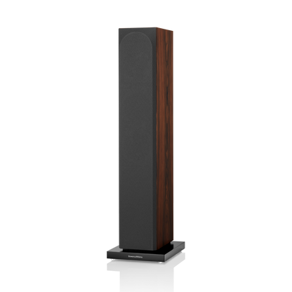 Bowers &amp; Wilkins 704 S3