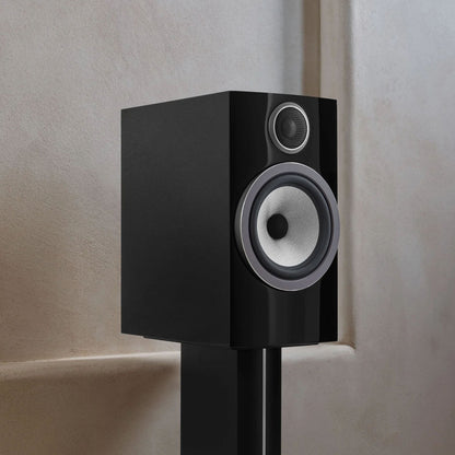 Bowers &amp; Wilkins 706 S3