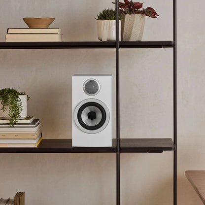 Bowers &amp; Wilkins 707 S3